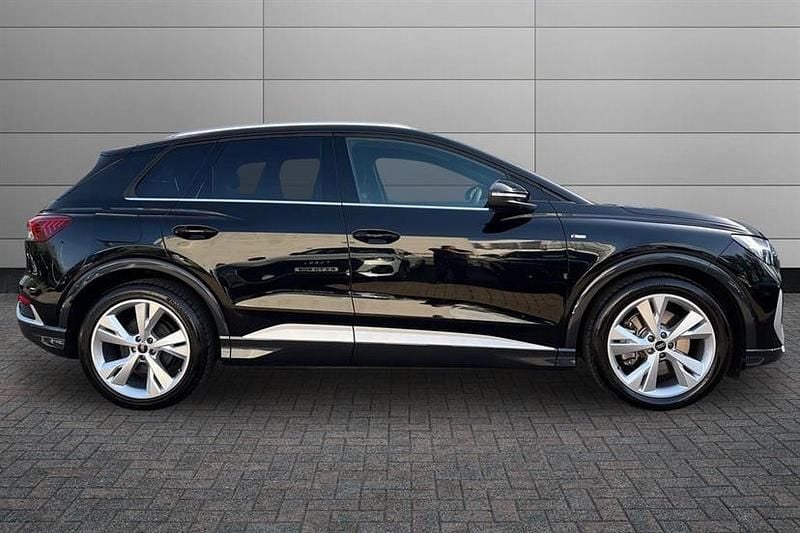 Used Audi Q4 e-tron S-Line 210 kW (286 HP) 2025 Mythos black SUV