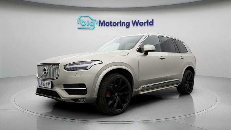 Used Volvo XC90 Inscription 231 HP (169 kW) 2017 Gold SUV