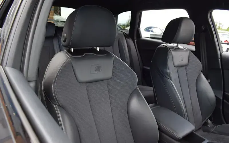Used Audi A4 Black Edition 204 HP (150 kW) 2022 Grey Estate