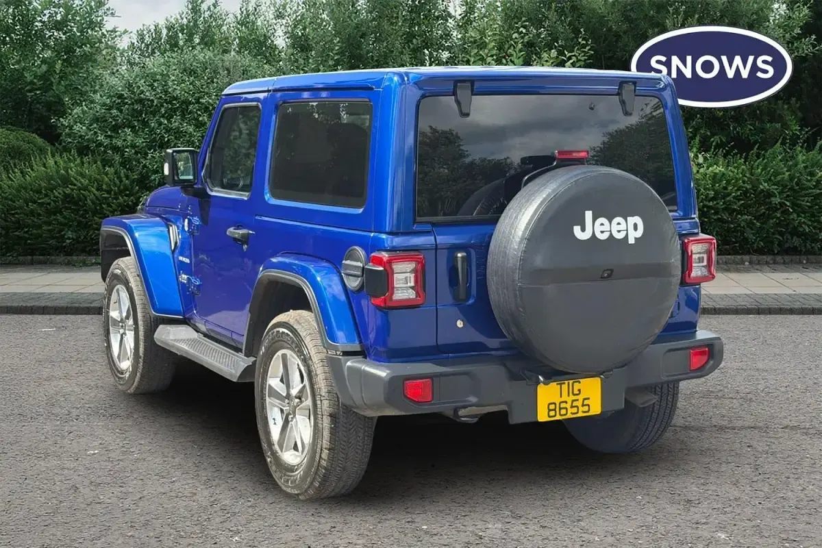 Used Jeep Wrangler Sahara 268 HP (197 kW) 2019 Blue SUV