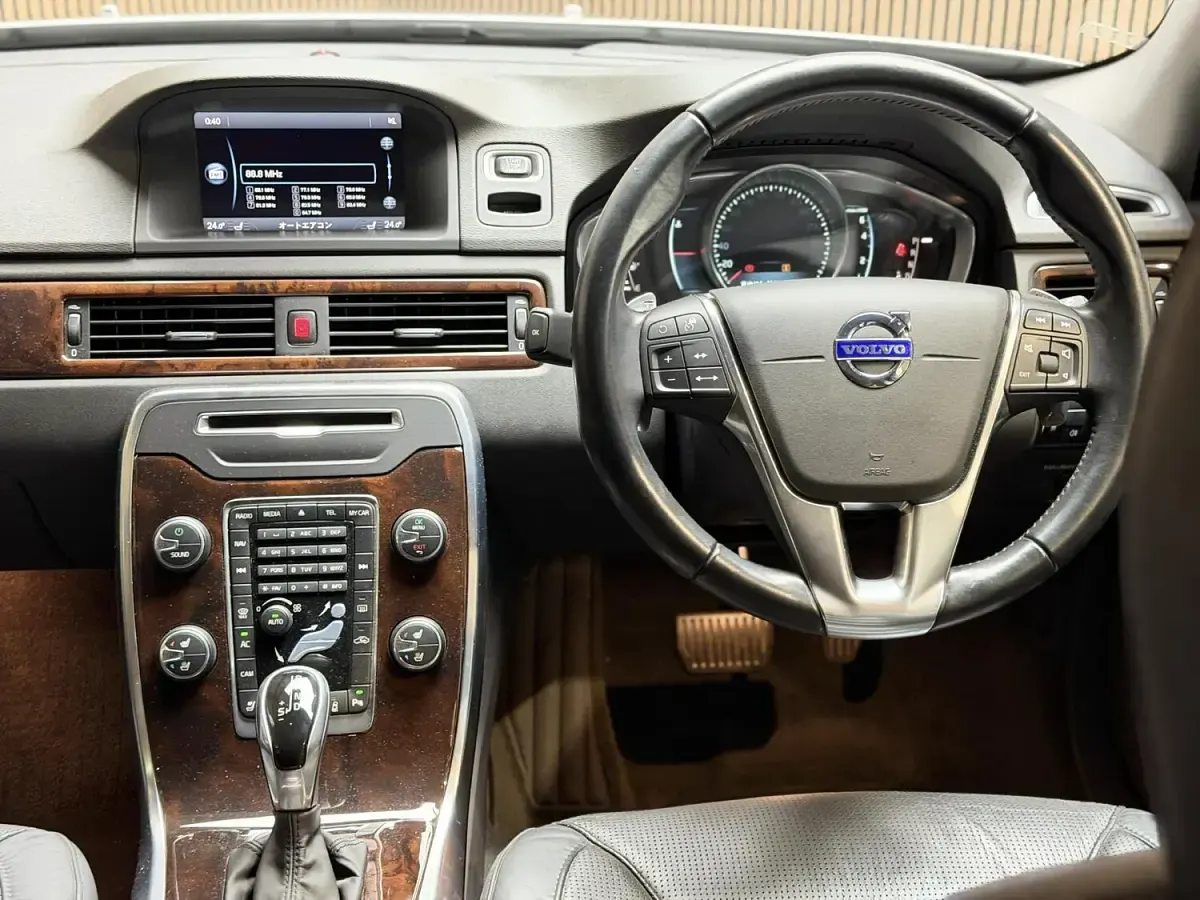 Używany Volvo V70 SE Lux 180 KM (132 kW) 2015 Kombi