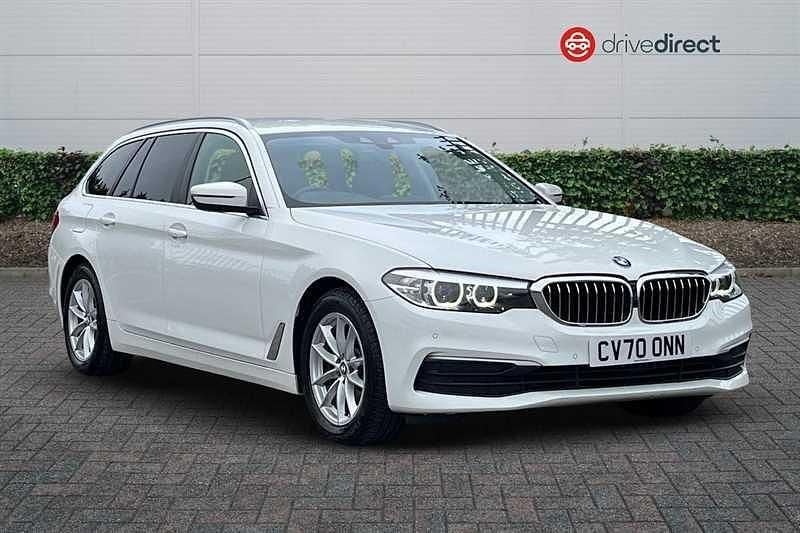 White Used 2020 BMW 520 Impressive Estate | £20,250 (Super price) - Image 1/4