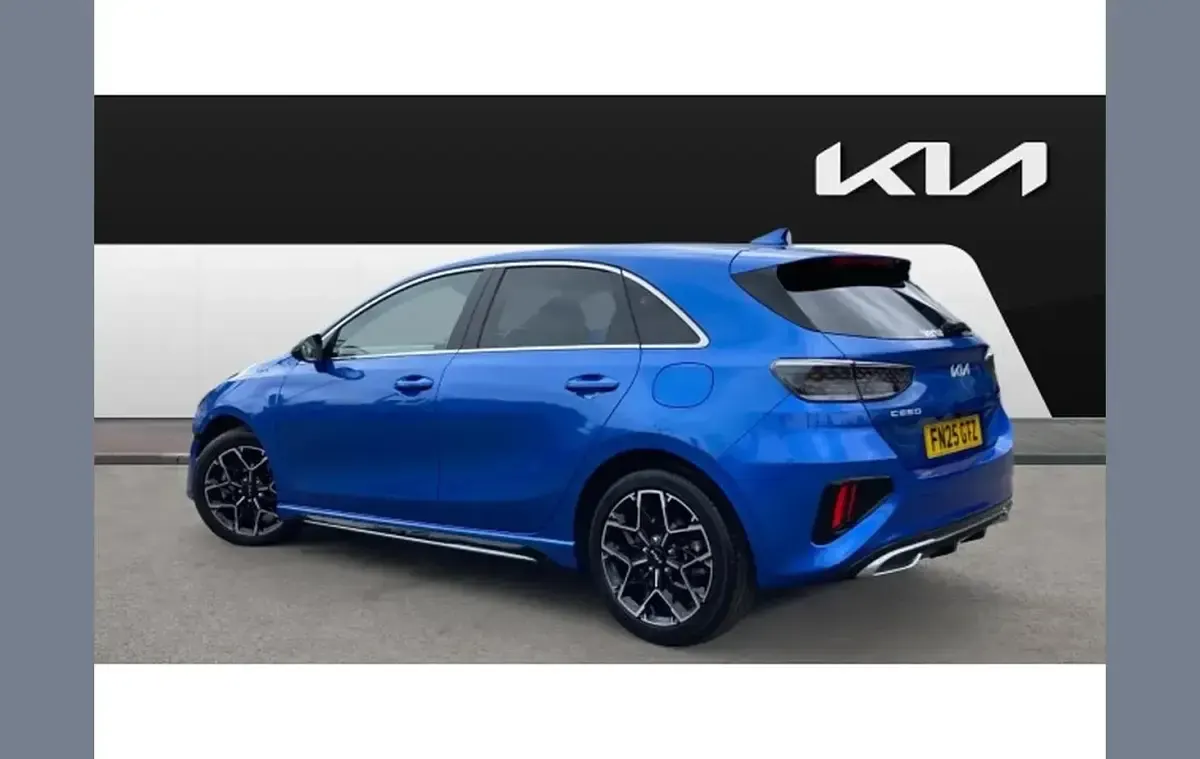 Used Kia Ceed GT-Line 140 HP (102 kW) 2024 Blue Hatchback