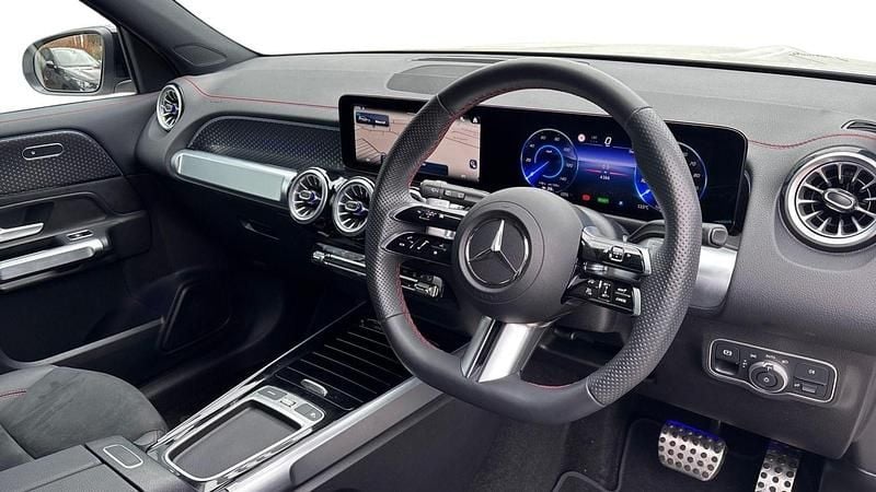 Used Mercedes EQB250+ Urban 139 kW (190 HP) 2025 Polar white SUV