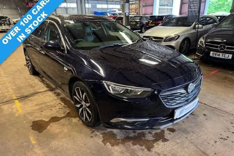 Blue Used 2017 Vauxhall Insignia SRi Estate | £7,690 (Fair price) - Image 1/1