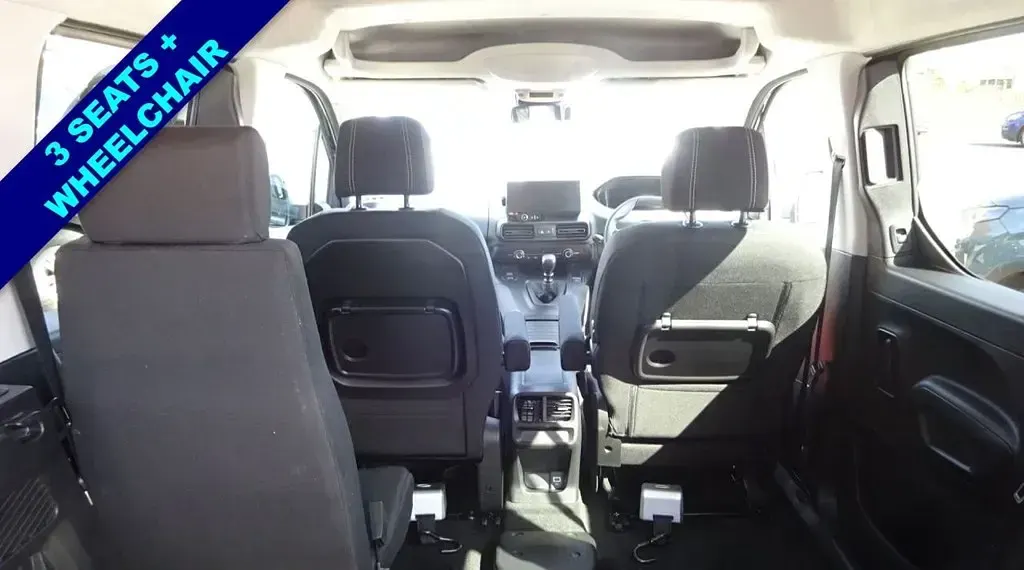 Second-hand Peugeot Rifter Access 2025 Negru Monovolum
