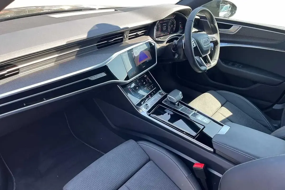 Used Audi A7 Black Edition 261 HP (191 kW) 2025 Mythos black metallic Hatchback