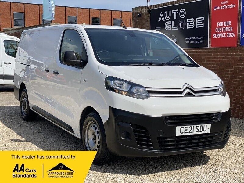 White Used 2021 Citroën Dispatch MPV | £7,990 (Fair price) - Image 1/3