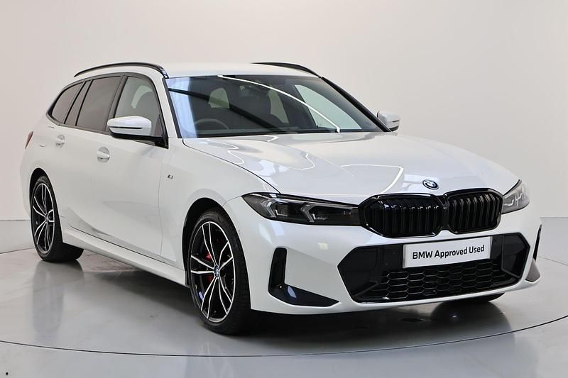 Used BMW 330e M Sport 288 HP (211 kW) 2024 White Estate