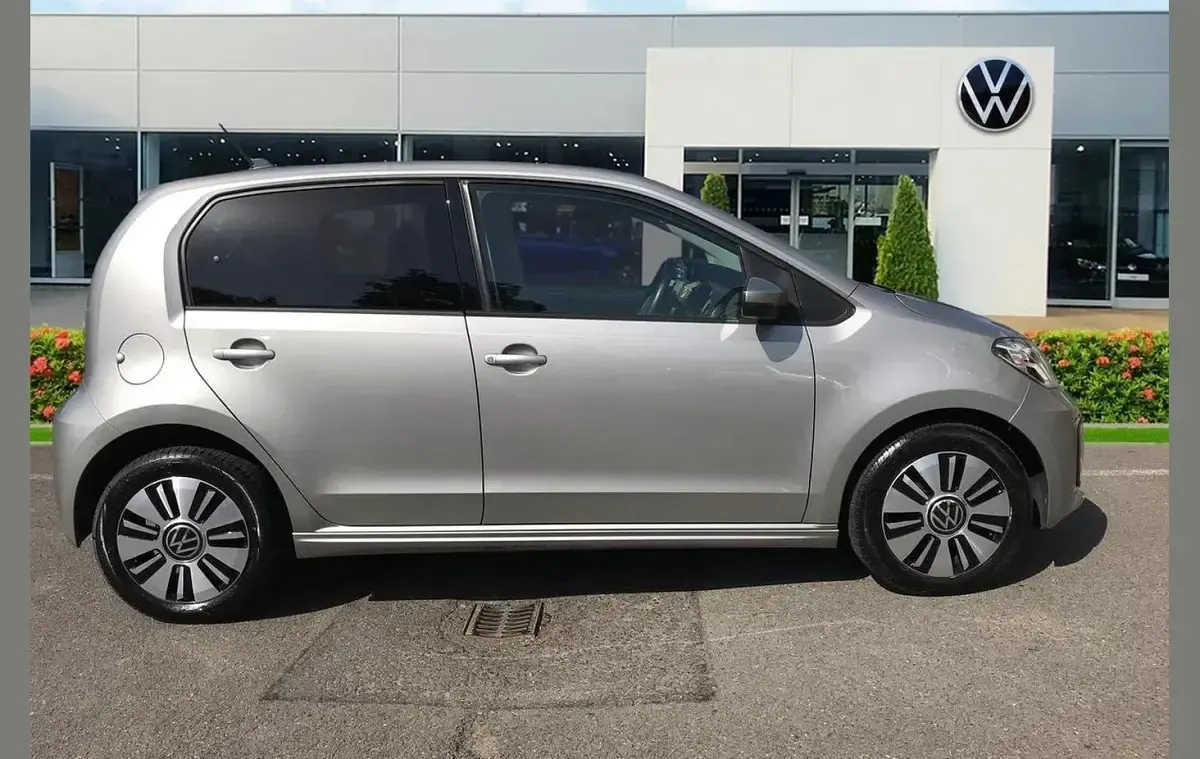 Used VW e-up! 58 kW (80 HP) 2022 Silver Hatchback