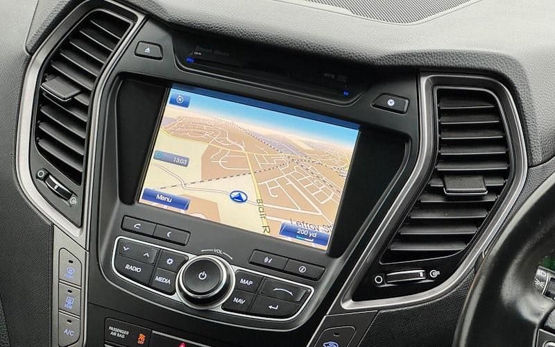 Used Hyundai Santa Fe Premium 197 HP (144 kW) 2015 Silver SUV