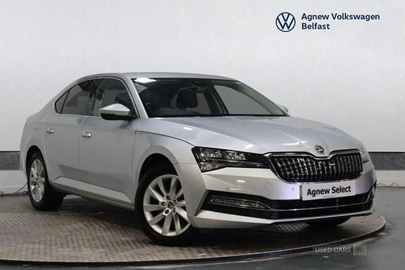 Silver Used 2021 Skoda Superb SE Technology Hatchback | £16,950 (Fair price) - Image 1/1