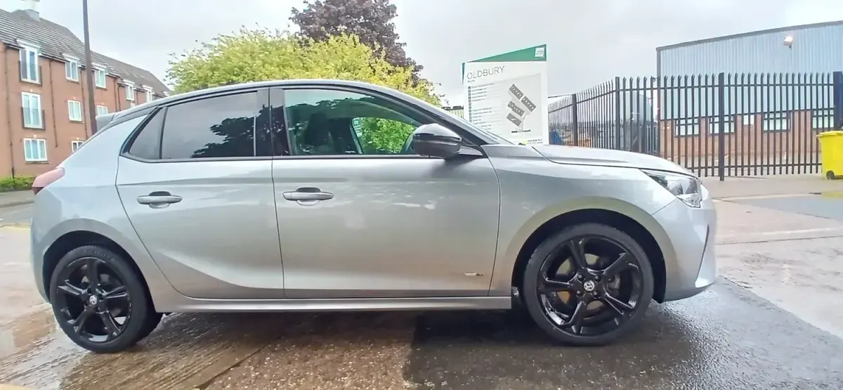 Begagnad Vauxhall Corsa 100 HK (73 kW) 2021 Grå Halvkombi