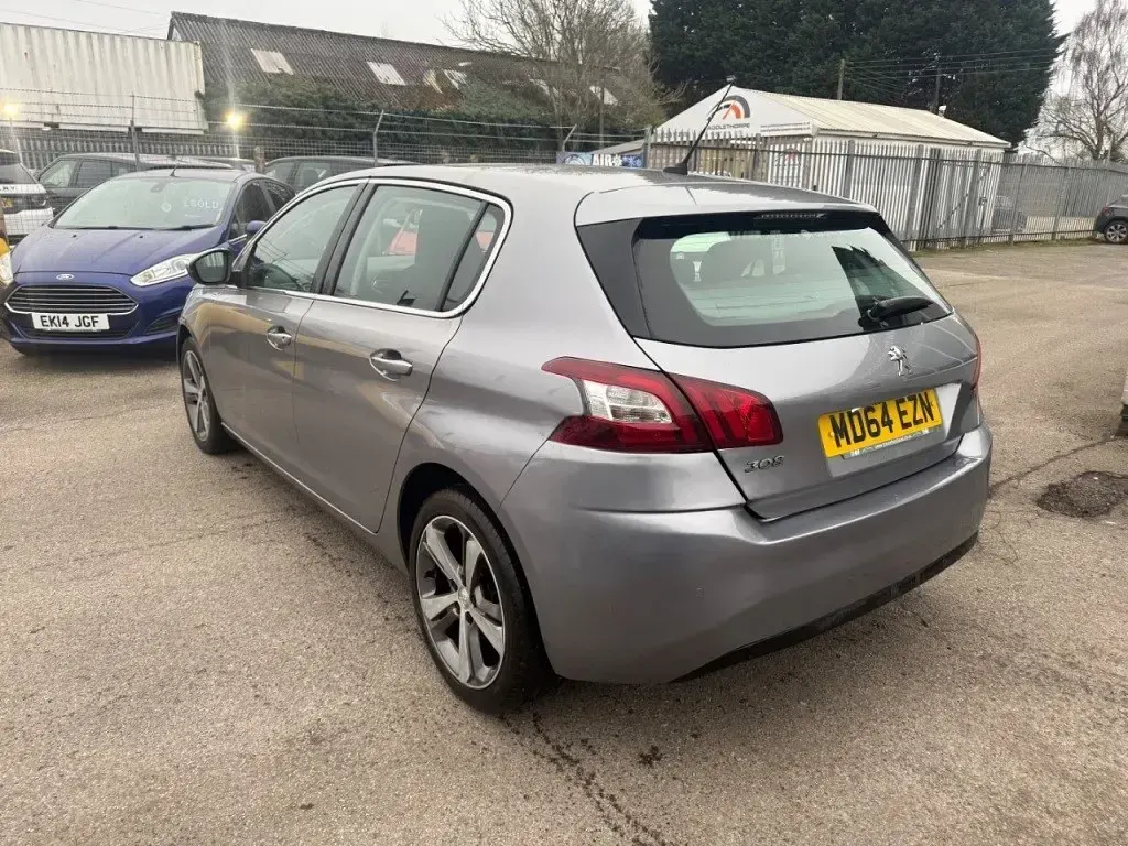 Second-hand Peugeot 308 Allure 130 CP (95 kW) 2015 Gri Hatchback