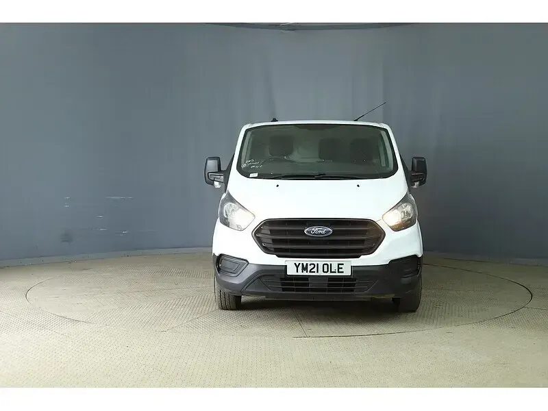 Used Ford Transit Custom 105 HP (77 kW) 2021 White Van
