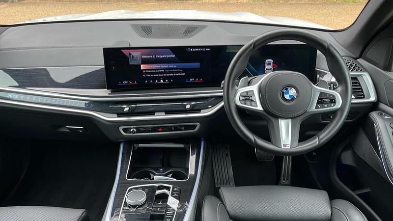 Used BMW X5 M Sport 294 HP (216 kW) 2023 Alpine white SUV