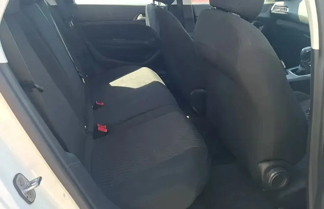 Used Peugeot 308 Access 2018 White Estate