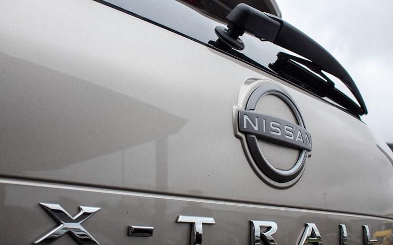 Used Nissan X-Trail Tekna 204 HP (150 kW) 2025 Silver SUV