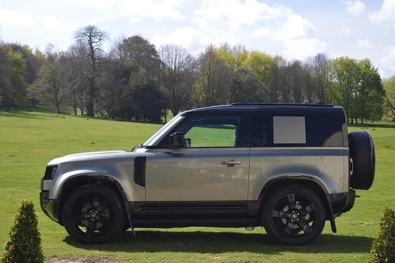 Usado Land Rover Defender HSE Dynamic 2024 Verde SUV