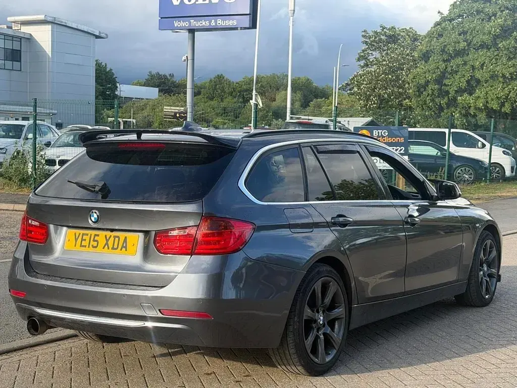 Used BMW 330 Luxury Line 2015 Grey Estate