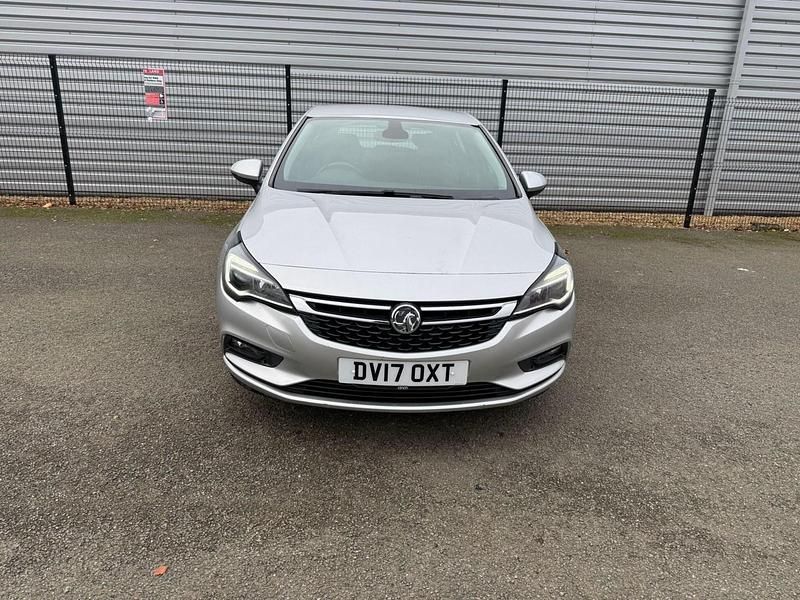 Used Vauxhall Astra Elite 2017 Silver Hatchback