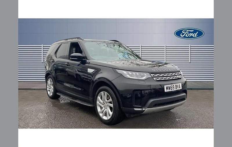 Black Used 2019 Land Rover Discovery 5 HSE SUV | £28,686 (Super price) - Image 1/4