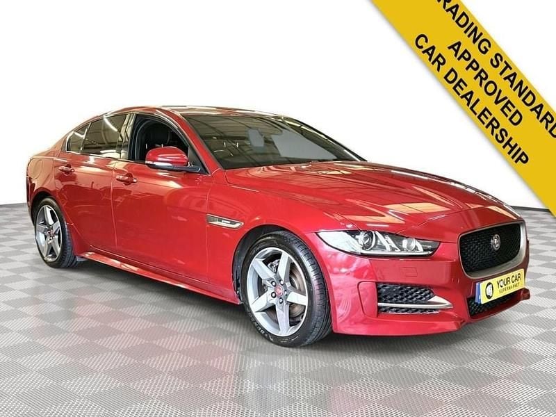Used Jaguar XE R-Sport 180 HP (132 kW) 2017 Red Sedan