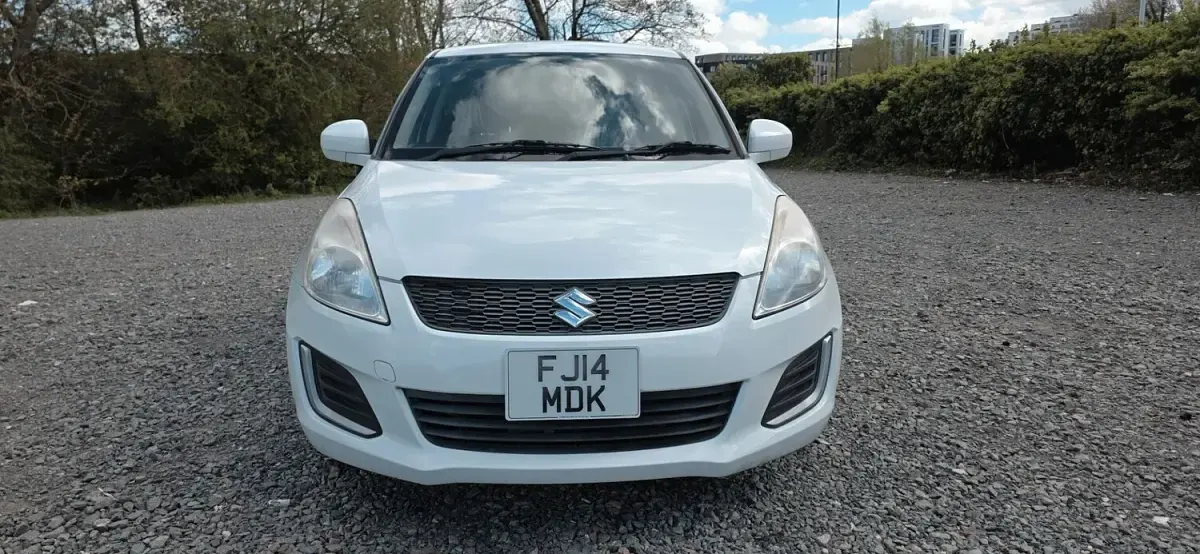 Used Suzuki Swift 94 HP (69 kW) 2015 Silver Hatchback
