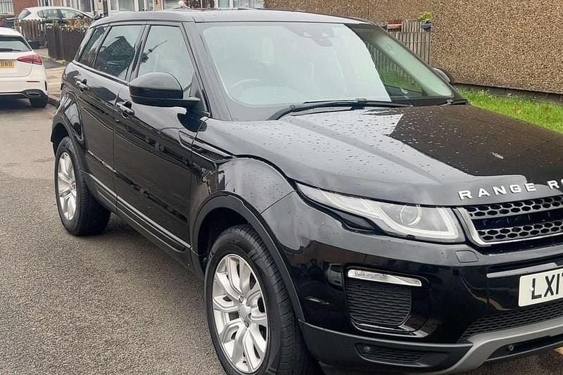 Used 2017 Land Rover Range Rover evoque SE Hatchback | £7,999 (Good price) - Image 1/1