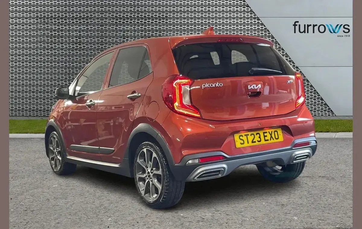Used Kia Picanto X-Line 65 HP (47 kW) 2023 Orange Hatchback