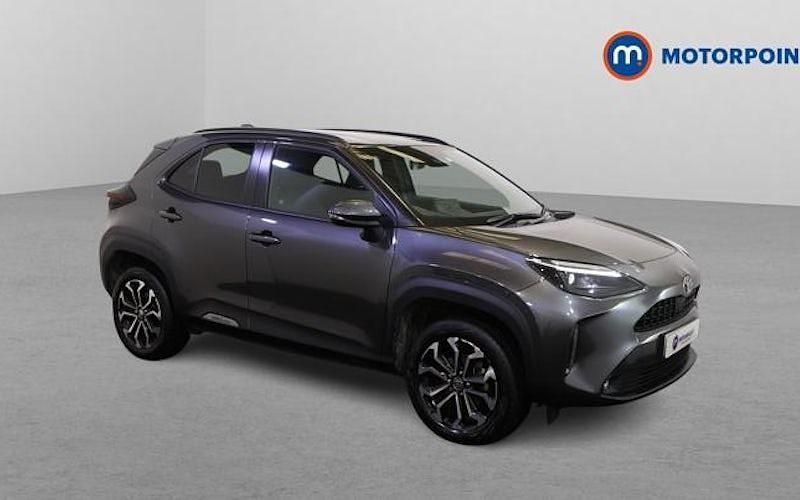 Used Toyota Yaris Hybrid Design 116 HP (85 kW) 2026 Estate