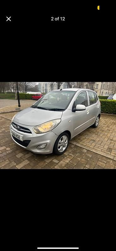 Used Hyundai i10 Active 86 HP (63 kW) 2011 Silver Hatchback