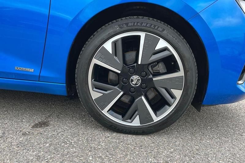 Used Vauxhall Astra Ultimate 114 kW (156 HP) 2023 Blue Hatchback