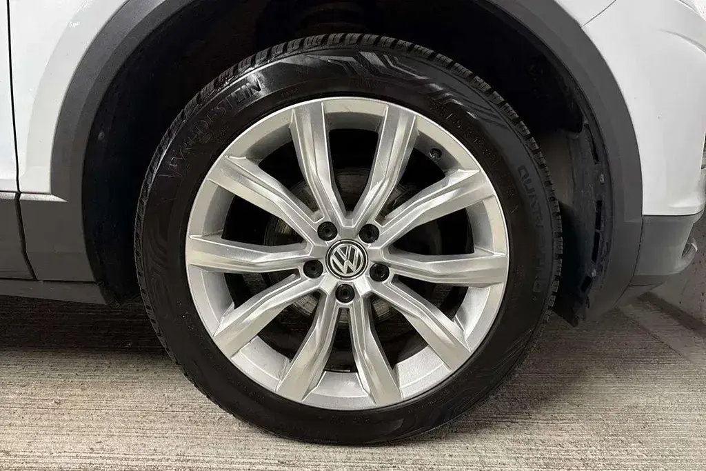 Used VW T-Roc SEL 113 HP (83 kW) 2018 Silver SUV