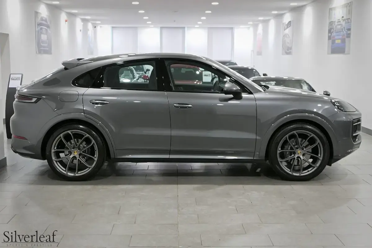 Used Porsche Cayenne 350 HP (257 kW) 2023 Grey SUV