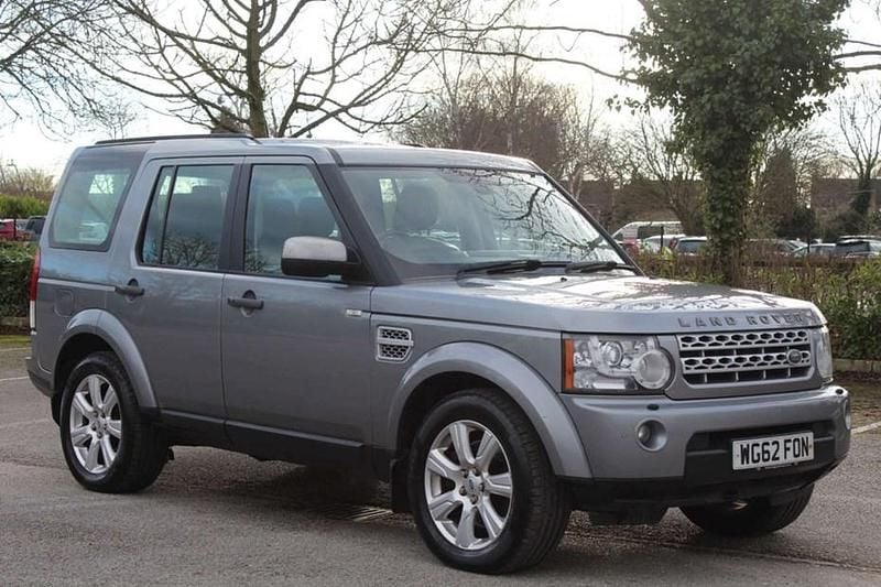 Grey Used 2013 Land Rover Discovery 4 HSE SUV | £9,990 (Good price) - Image 1/1