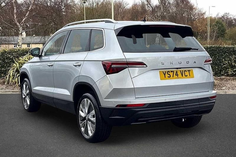 Used Skoda Karoq SE L 147 HP (108 kW) 2024 Brilliant silver metallic SUV