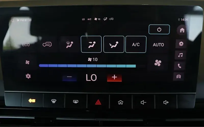 Used MG MG4 EV SE 125 kW (170 HP) 2024 Black Hatchback