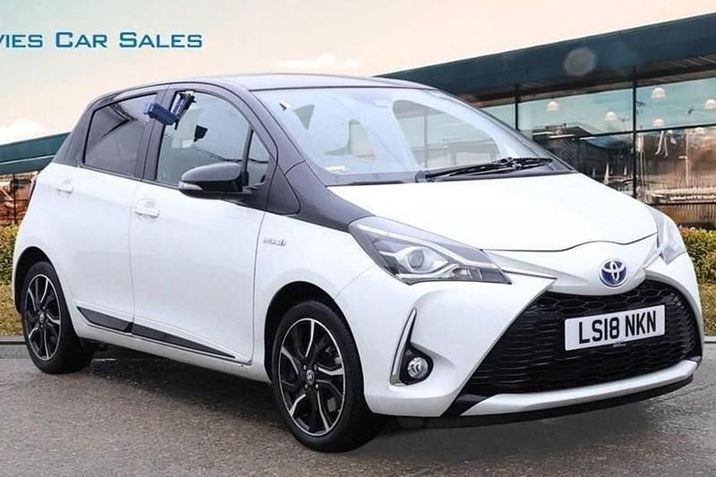 Used 2018 Toyota Yaris Hybrid Design | £12,495 (Fair price) - Image 1/1