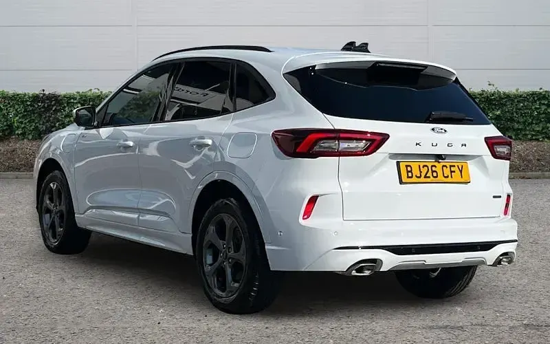 New Ford Kuga ST-Line 242 HP (177 kW) 2026 White SUV
