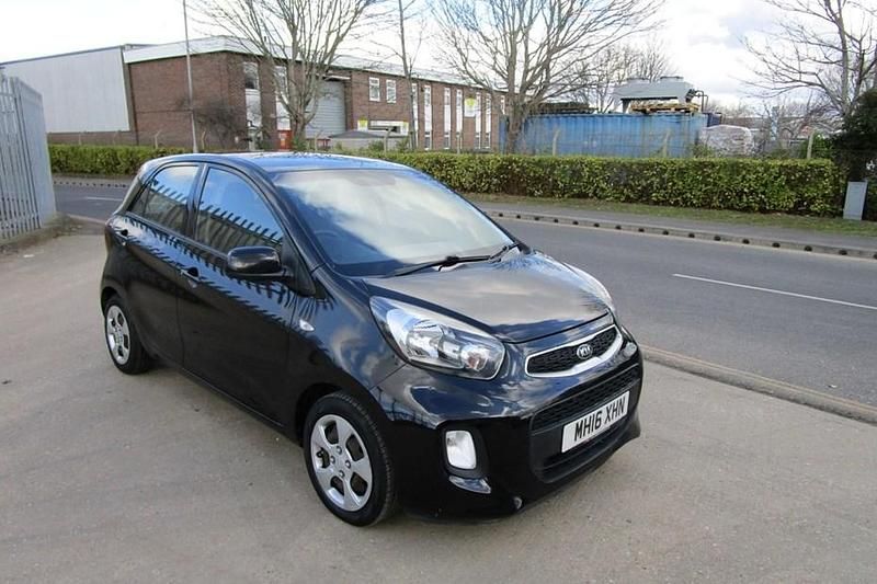 Used Kia Picanto 66 HP (48 kW) 2016 Black Hatchback