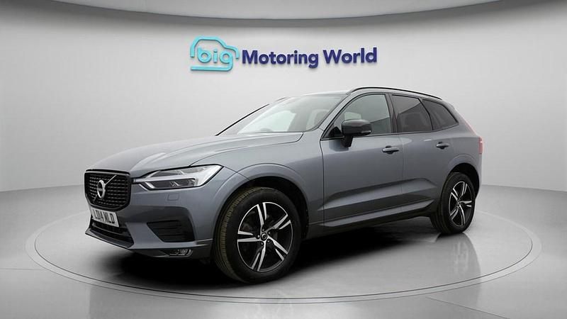 Used Volvo XC60 R-Design 250 HP (183 kW) 2020 Grey SUV