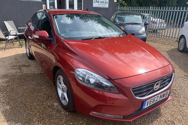 Red Used 2013 Volvo V40 Estate | £3,295 (A bit pricey) - Image 1/1