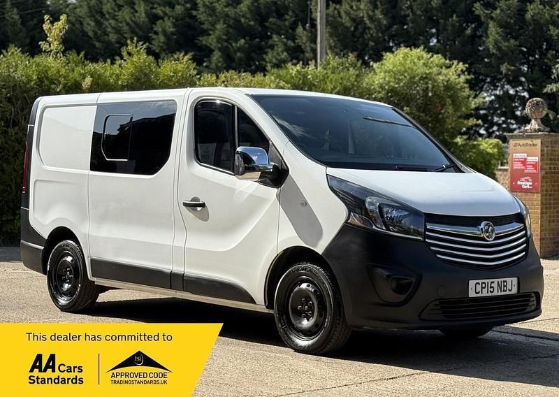 White Used 2015 Vauxhall Vivaro Van | £6,990 (A bit pricey) - Image 1/2