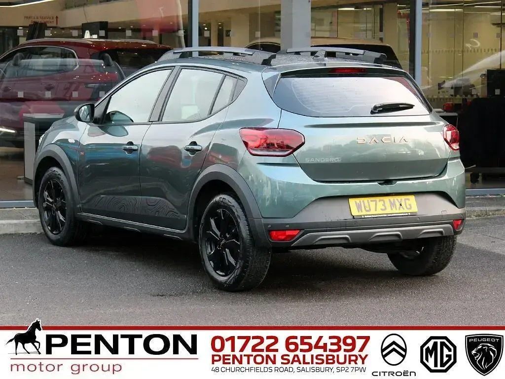 Used Dacia Sandero Extreme 100 HP (73 kW) 2023 Green Hatchback