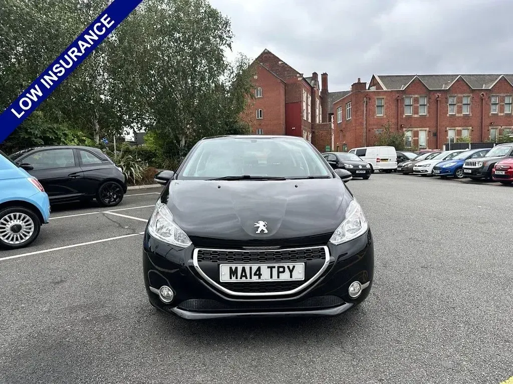 Used Peugeot 208 Active 82 HP (60 kW) 2014 Black Hatchback