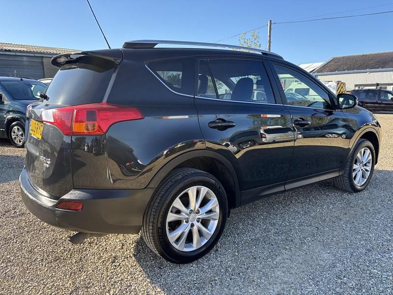 Usado Toyota RAV4 150 HP (110 kW) 2013 Preto SUV