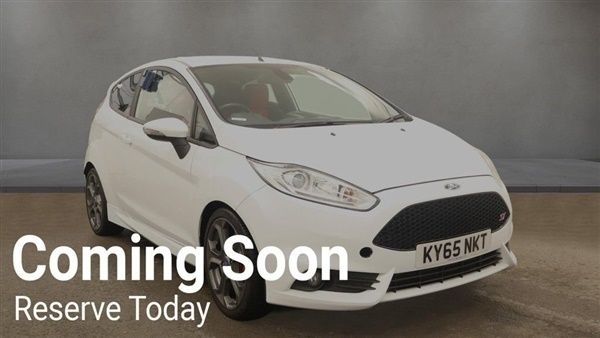White Used 2015 Ford Fiesta ST Hatchback | £9,000 (A bit pricey) - Image 1/1