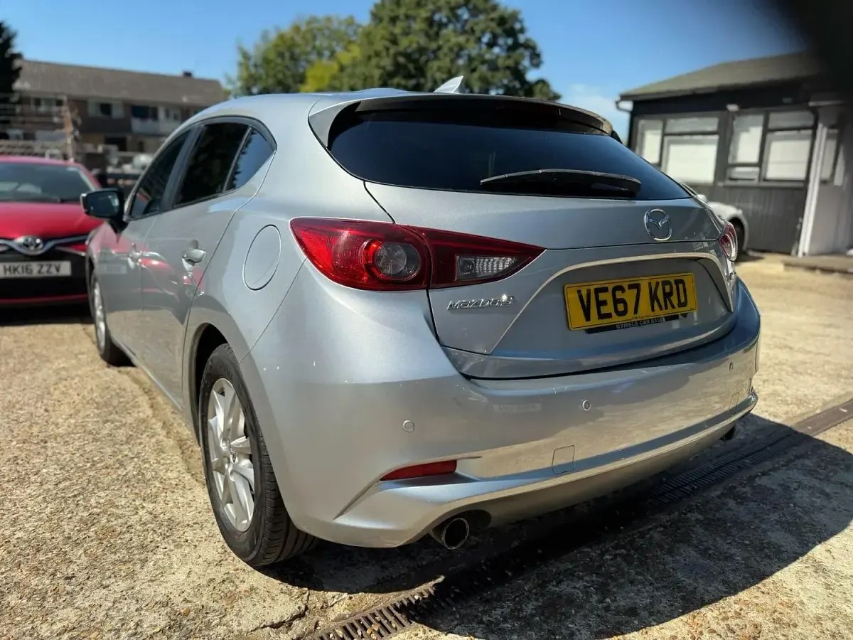 Used Mazda 3 120 HP (88 kW) 2018 Silver Hatchback