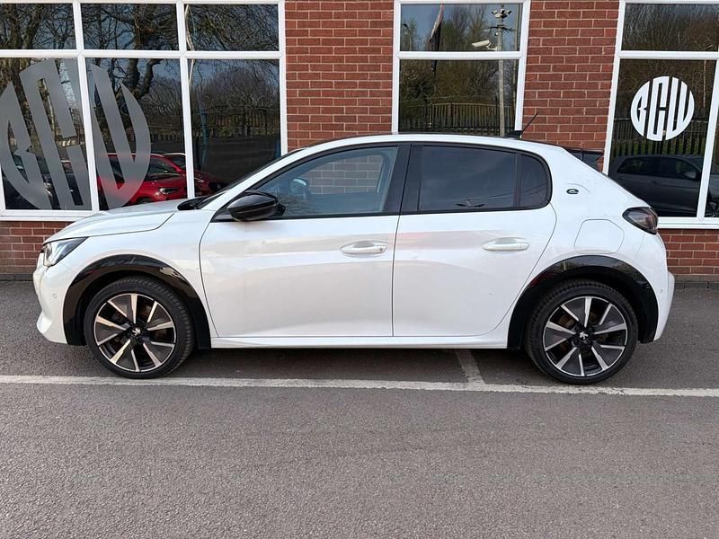 Used Peugeot e-208 GTi 100 kW (136 HP) 2020 White Hatchback